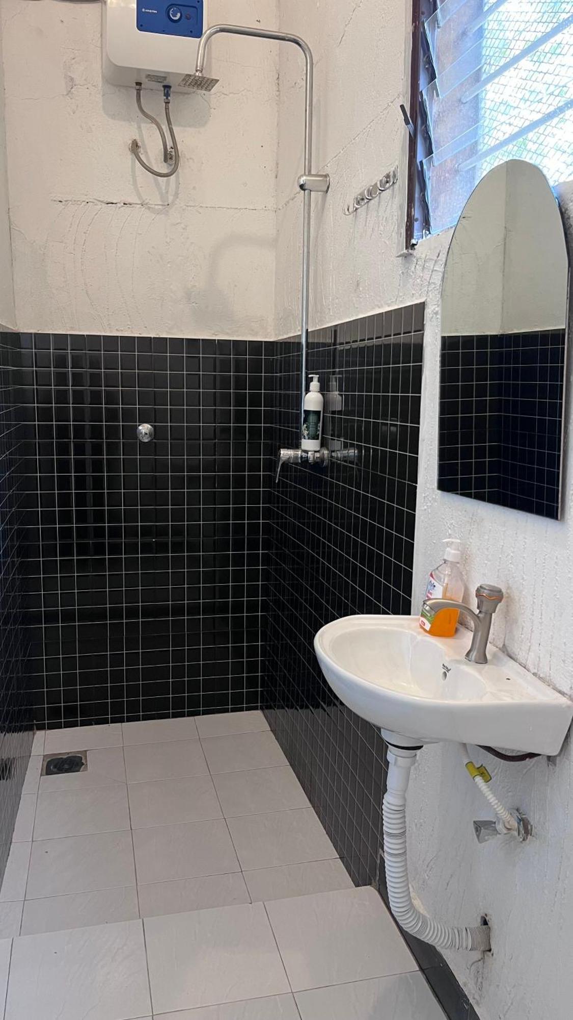 Mambo & Jambo Homestay Mwanza Kültér fotó